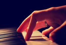 九游会体育：老刘志强秦志戬集体忽悠马龙当教练，这颜值不当教练可惜了.